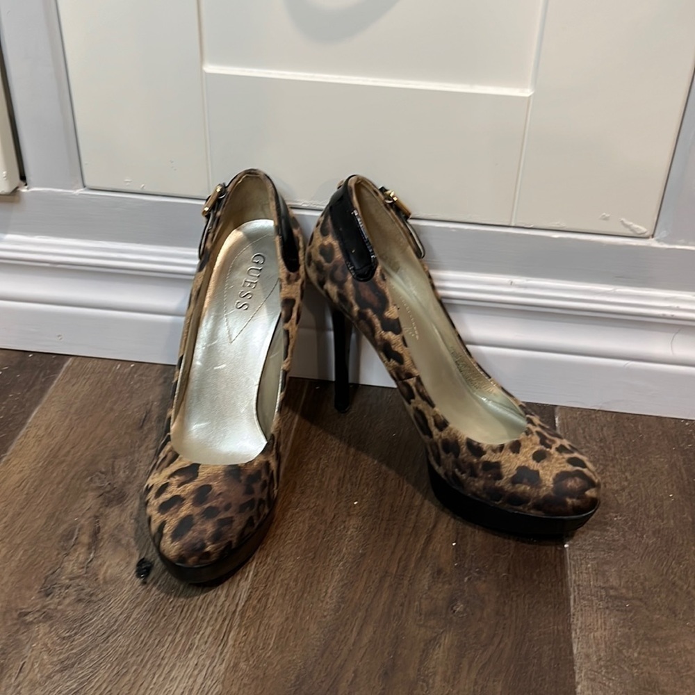 Guess. Size 7 1/2 M Leopard print. Stiletto.. Heels. Buckle detail.